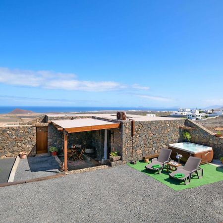 Apartamento Los 4 Nobles Тинахо Экстерьер фото